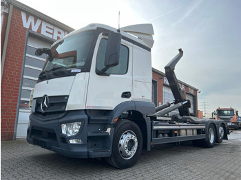 משאית הרמת וו MERCEDES-BENZ Actros 2543
