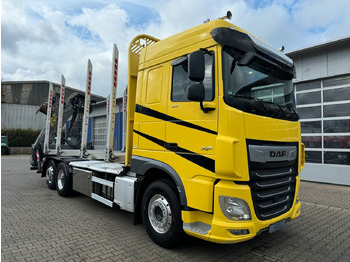 משאית עץ DAF XF 530