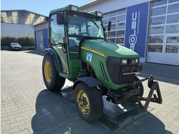 טרקטור עירוני JOHN DEERE