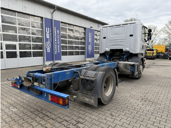 הַחכָּרָה  Scania R 420 Tankwagen ADR Fahrgestell Retarder Volluft Scania R 420 Tankwagen ADR Fahrgestell Retarder Volluft: תמונה 3