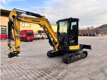 מיני מחפר YANMAR