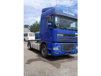 יחידת טרקטור DAF XF 95 380