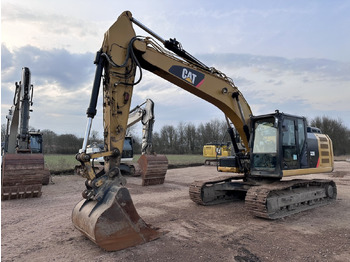 מחפר סורק CATERPILLAR 323EL