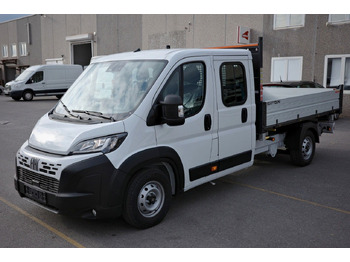 כלי רכב מסחרי מזהיר FIAT Ducato