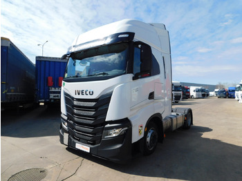יחידת טרקטור IVECO