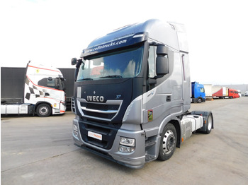 יחידת טרקטור IVECO
