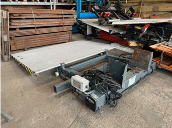 מעלית אחורית BC2000S4 Ladebordwand BC2000S4 Ladebordwand, Ex-Schweizer Armee: תמונה 2