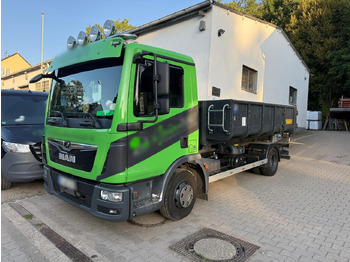 משאית הרמת וו MAN TGL 10.180