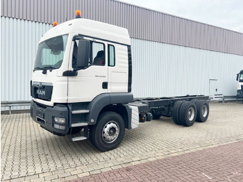 משאית עם שלדת תא MAN TGS 33.360