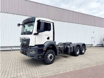 משאית עם שלדת תא MAN TGS 33.480