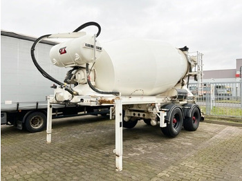 מערבל בטון סמיטרליילר LIEBHERR