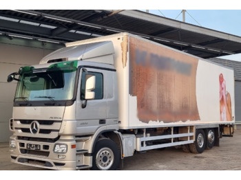 משאית תיבה MERCEDES-BENZ Actros 2532
