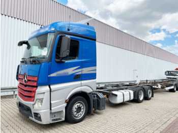 מוביל מכולות/ משאית החלפת גוף MERCEDES-BENZ Actros 2542