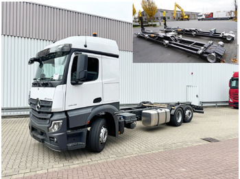 משאית הרמת וו MERCEDES-BENZ Actros 2545