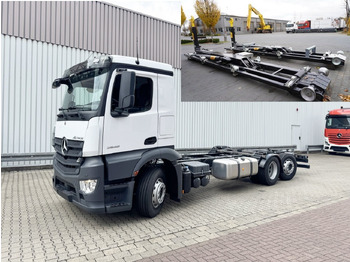 משאית הרמת וו MERCEDES-BENZ Actros 2548