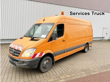 כלי רכב מסחרי עם לוח MERCEDES-BENZ Sprinter 515