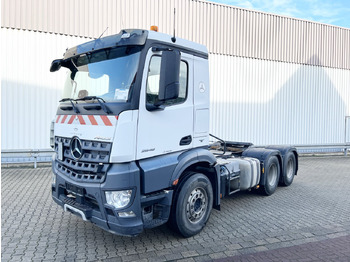 יחידת טרקטור MERCEDES-BENZ Arocs 2648