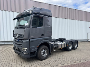 יחידת טרקטור MERCEDES-BENZ Arocs 2653