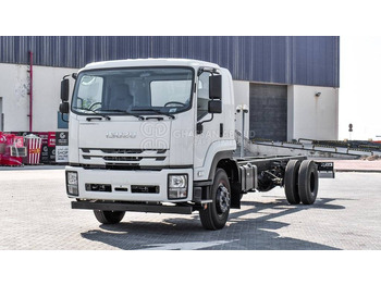משאית עם שלדת תא ISUZU