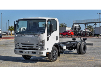 משאית עם שלדת תא ISUZU