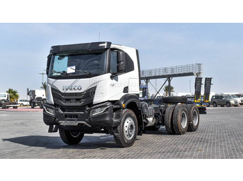 משאית עם שלדת תא IVECO T-WAY