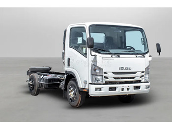 משאית עם שלדת תא ISUZU