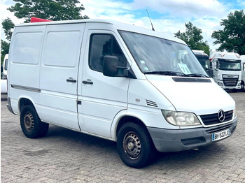 כלי רכב מסחרי עם לוח MERCEDES-BENZ Sprinter