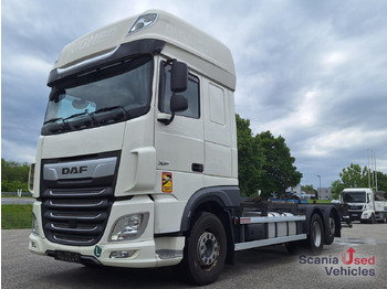 מוביל מכולות/ משאית החלפת גוף DAF XF 480