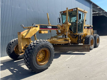 מפלסת CATERPILLAR 140H