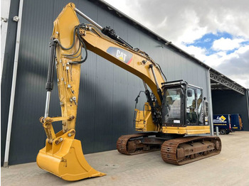 מחפר סורק CATERPILLAR 325FL