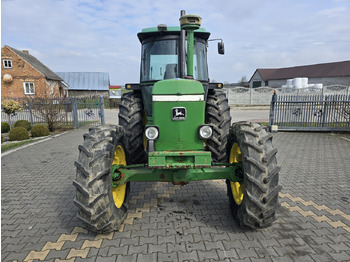 טרקטור חקלאי JOHN DEERE 3140: תמונה 3