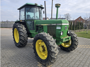 טרקטור חקלאי JOHN DEERE 3140: תמונה 2