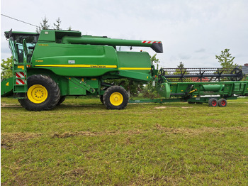 מקצרת קומבינה JOHN DEERE T550