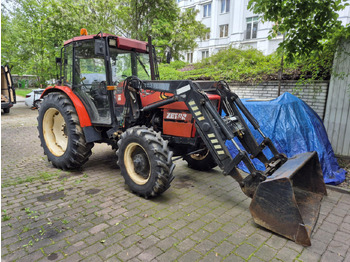 טרקטור חקלאי ZETOR