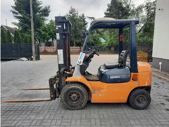 מלגזת סולר toyota 627FDF25: תמונה 3