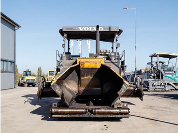 מרצף אספלט VOLVO ABG 6820: תמונה 3