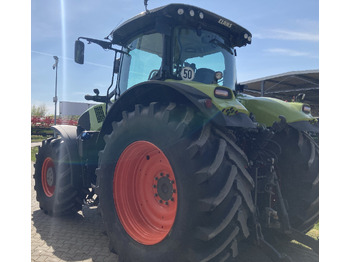 טרקטור חקלאי CLAAS Axion 830