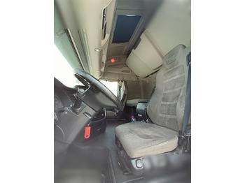 Interior photo 1: יחידת טרקטור IVECO STRALIS 500