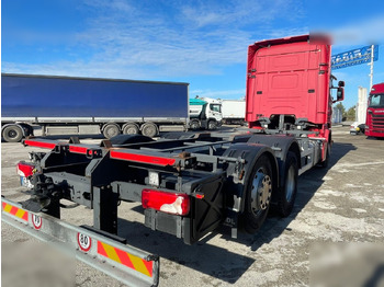 מוביל מכולות/ משאית החלפת גוף SCANIA R450: תמונה 5