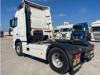 יחידת טרקטור VOLVO FH12: תמונה 3