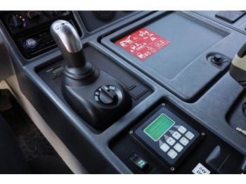 הַחכָּרָה Faun ATF70G-4 8x8 Drive And 8-Wheel Steering, 70t Capac  Faun ATF70G-4 8x8 Drive And 8-Wheel Steering, 70t Capac: תמונה 2