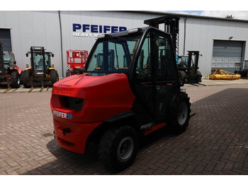 מלגזת שטח קשה Manitou MC30-4 Valid Inspection, *Guarantee, Diesel, 4x4 D: תמונה 2 מלגזת שטח קשה Manitou MC30-4 Valid Inspection, *Guarantee, Diesel, 4x4 D: תמונה 2