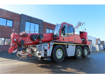 עגורן לכל שטח DEMAG