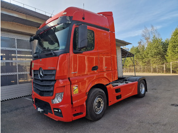 יחידת טרקטור MERCEDES-BENZ Actros 1845