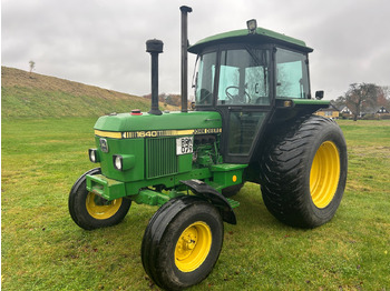 טרקטור חקלאי JOHN DEERE 1640
