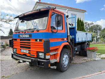משאית מנוף SCANIA
