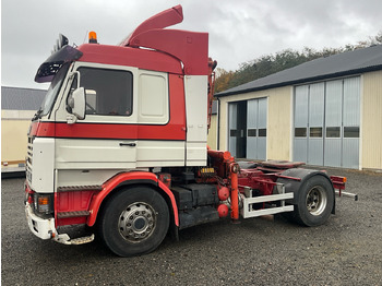 משאית SCANIA R143