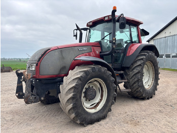 טרקטור חקלאי VALTRA T160