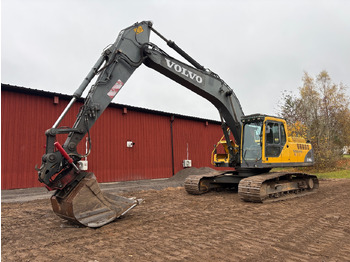 מחפר VOLVO EC240BLC