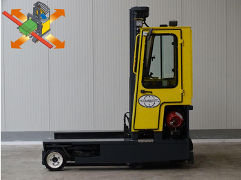 משאית הגעה ב-4 דרכים COMBILIFT